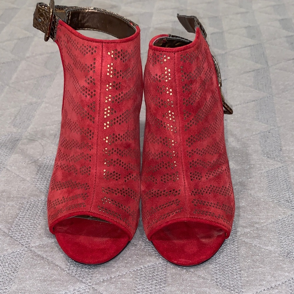 Carlos by Carlos Santana Red Peep-Toe Ankle Booties